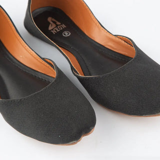 FLASH KHUSSA Silver Neon By Anum Hassan