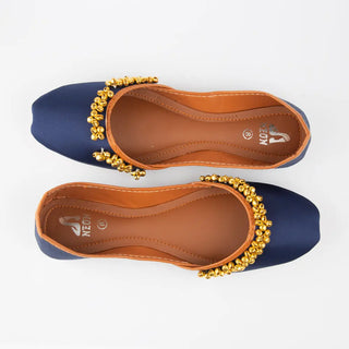 GHUNGHUR KHUSSA Blue Neon By Anum Hassan