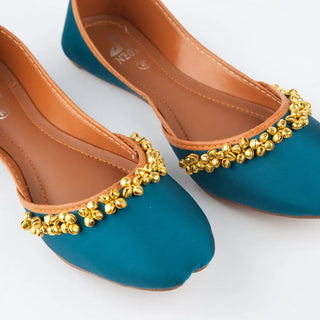 GHUNGHUR KHUSSA Blue Neon By Anum Hassan