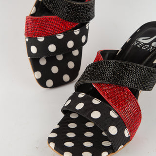 Dot Line Diva