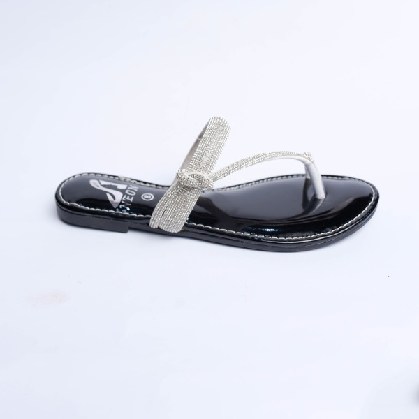 Black colored Cross Feet single pair